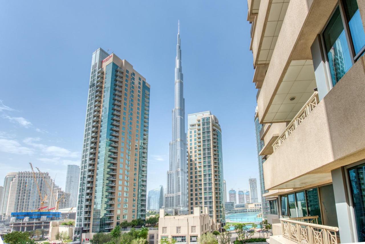 Maison Privee - Radiant Urban Retreat With Iconic Burj Khalifa Vws 두바이 외부 사진