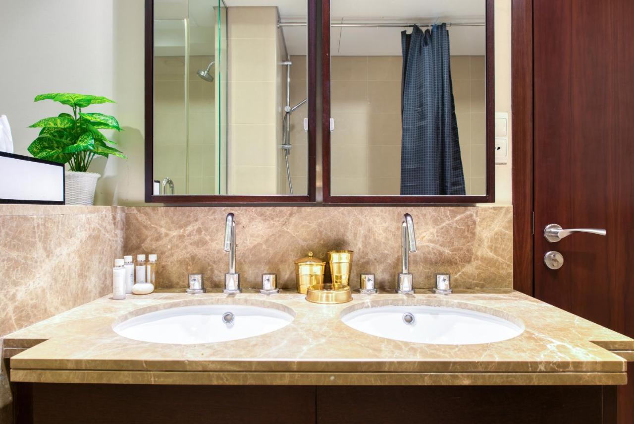 Maison Privee - Radiant Urban Retreat With Iconic Burj Khalifa Vws 두바이 외부 사진